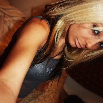 Perfil de Anneliese