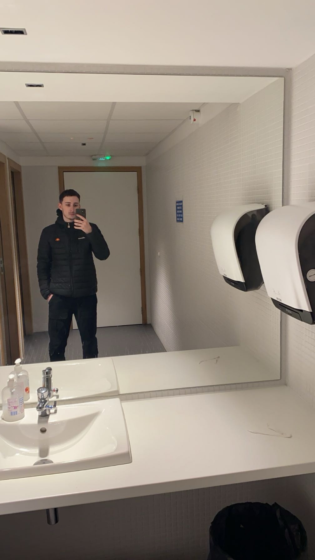 Perfil de Angely